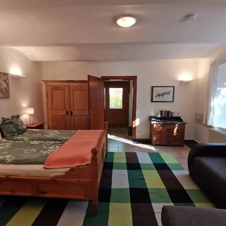 Apartament Ruhe Am Wald - Zentral Und Woerthersee