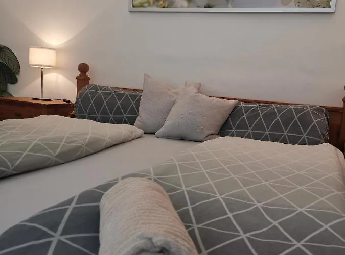 Ruhe Am Wald - Zentral Und Woerthersee *